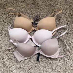 Victoria’s Secret bras